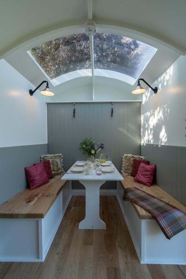 Bannfield Shepherds Hut Ballymoney Exteriör bild