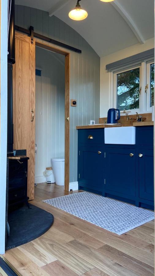 Bannfield Shepherds Hut Ballymoney Exteriör bild