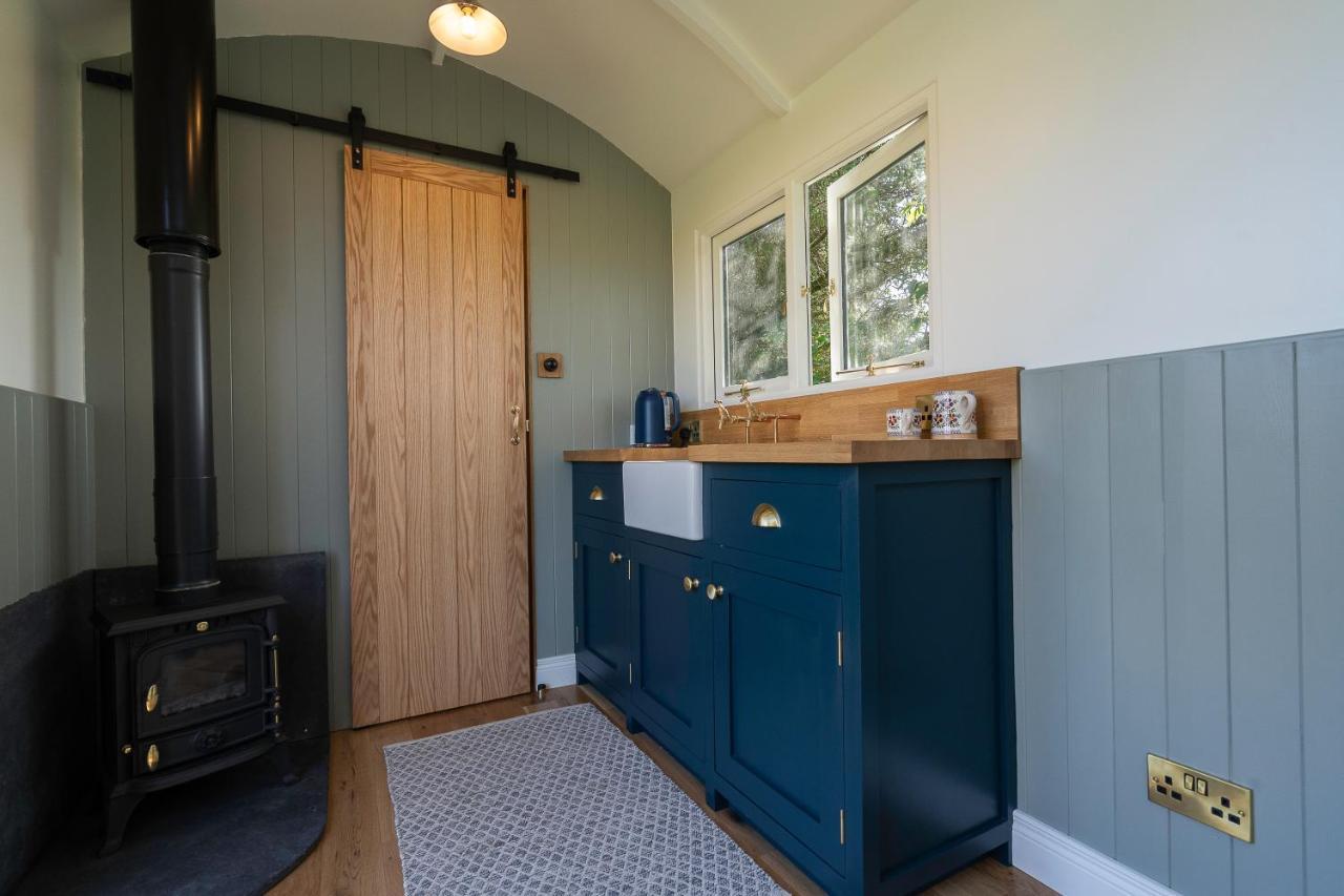 Bannfield Shepherds Hut Ballymoney Exteriör bild